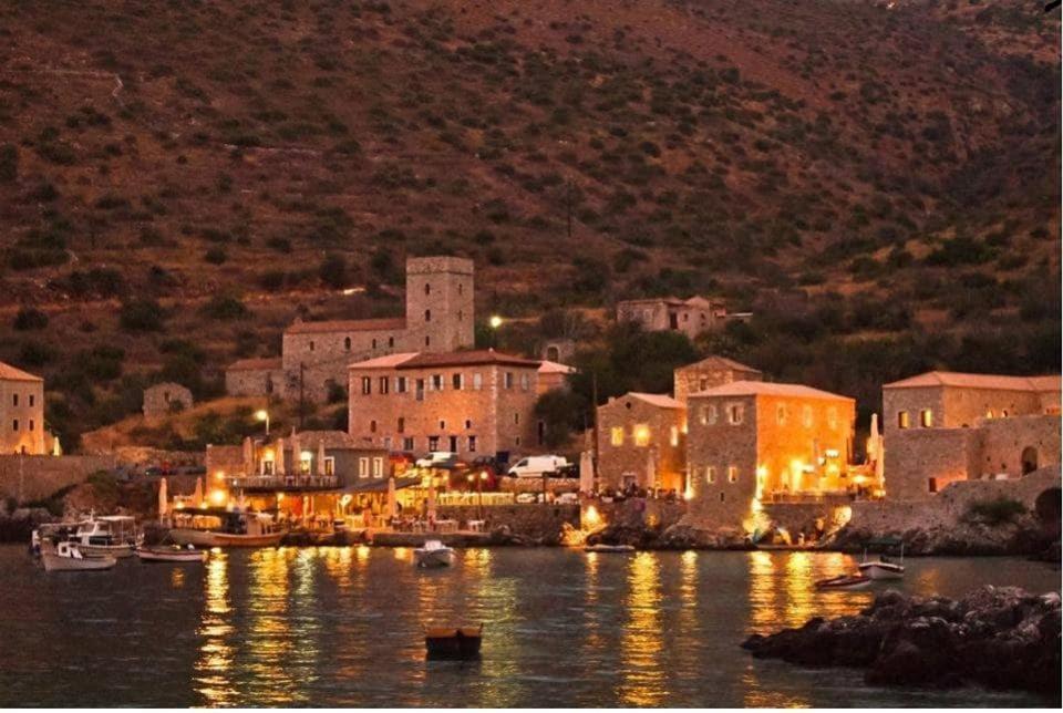 Messinian Blue Seaside Villa Καλαμάτα Εξωτερικό φωτογραφία
